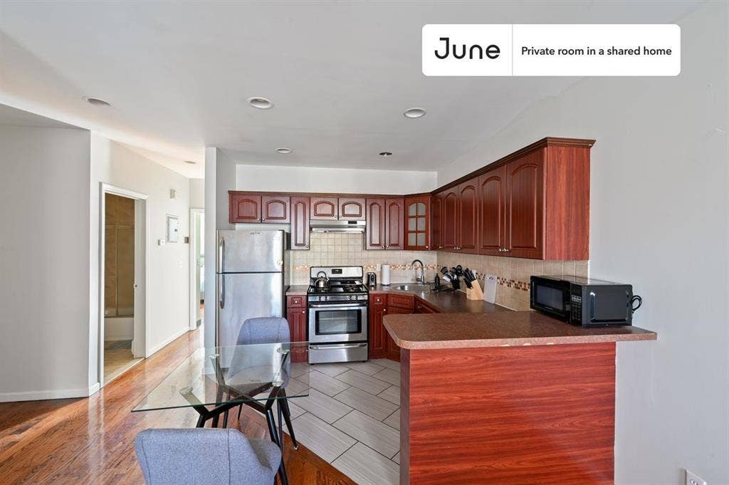 3 BR in New York City