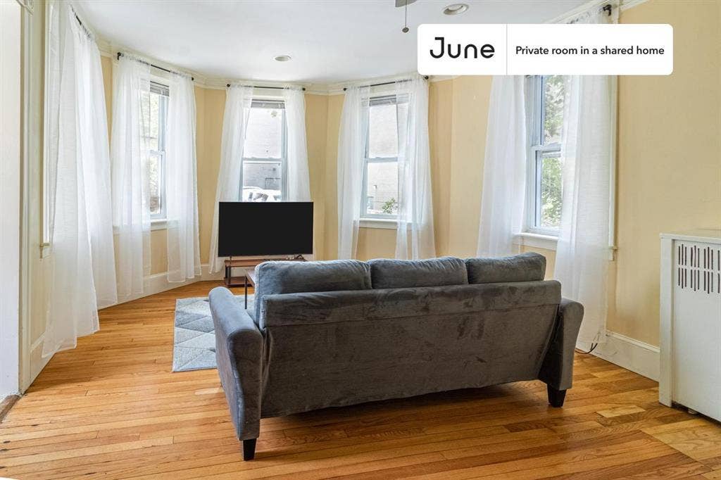 5 BR in Boston