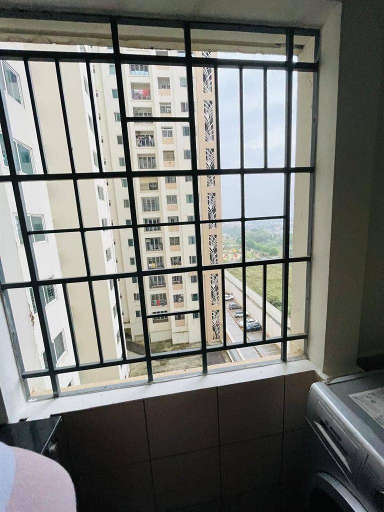 3 BHK Fully Furnished Flat for Bach