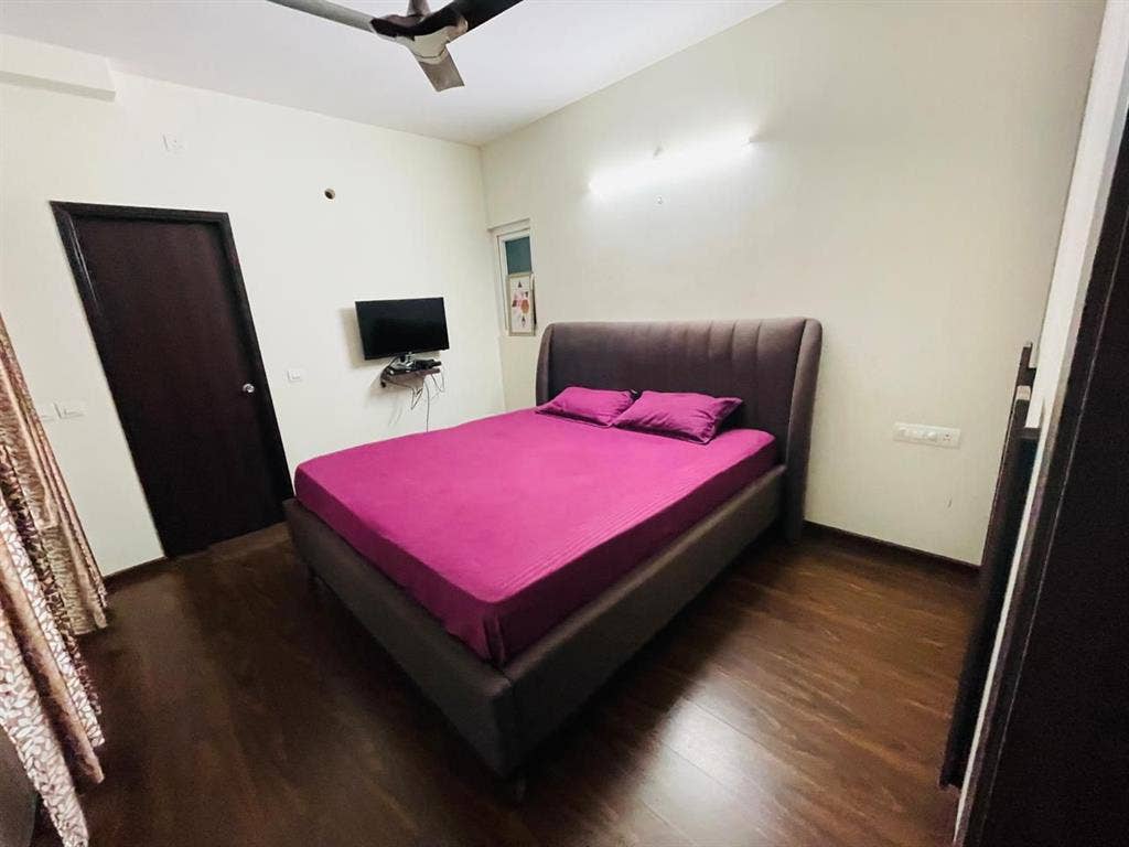 3 BHK Fully Furnished Flat for Bach