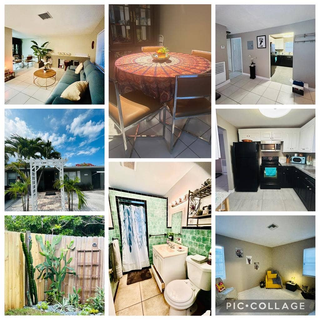 Looking for roommate in Lantana