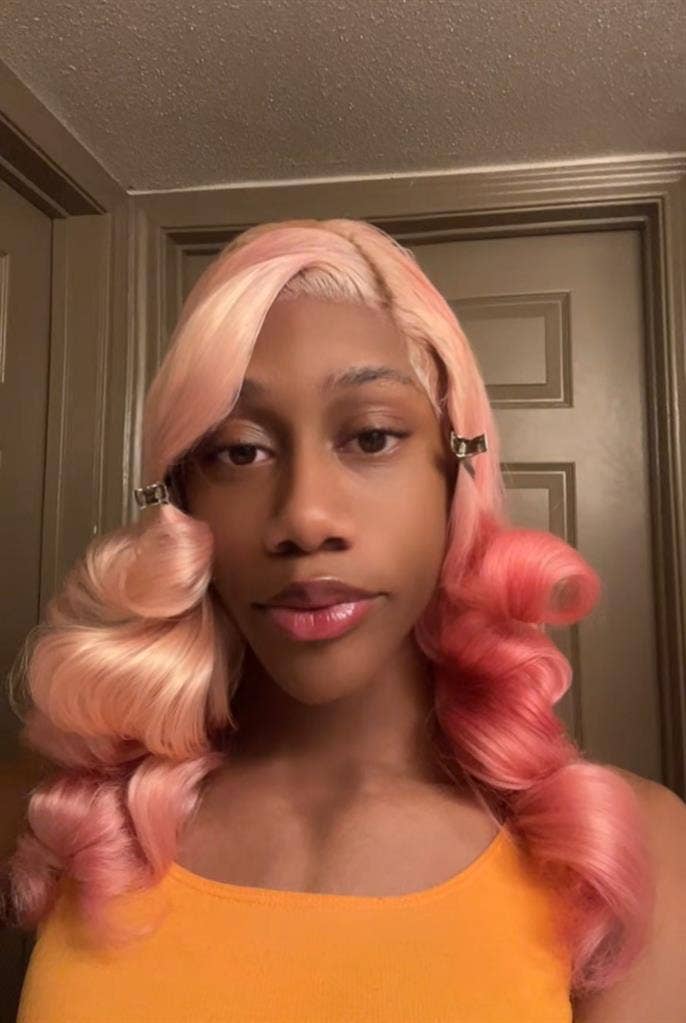 $ Studio in galleria area