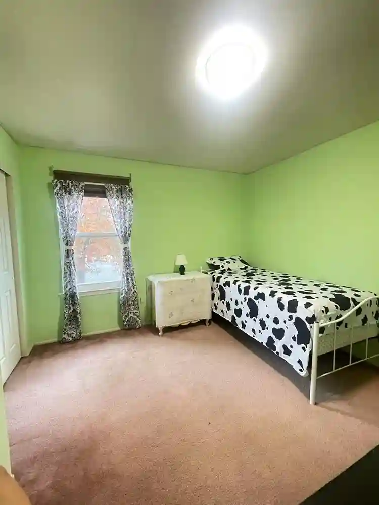 One bedroom for rent in Marlton