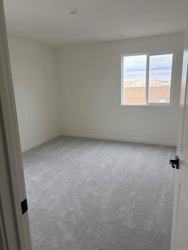 Master bedroom and Regular Room