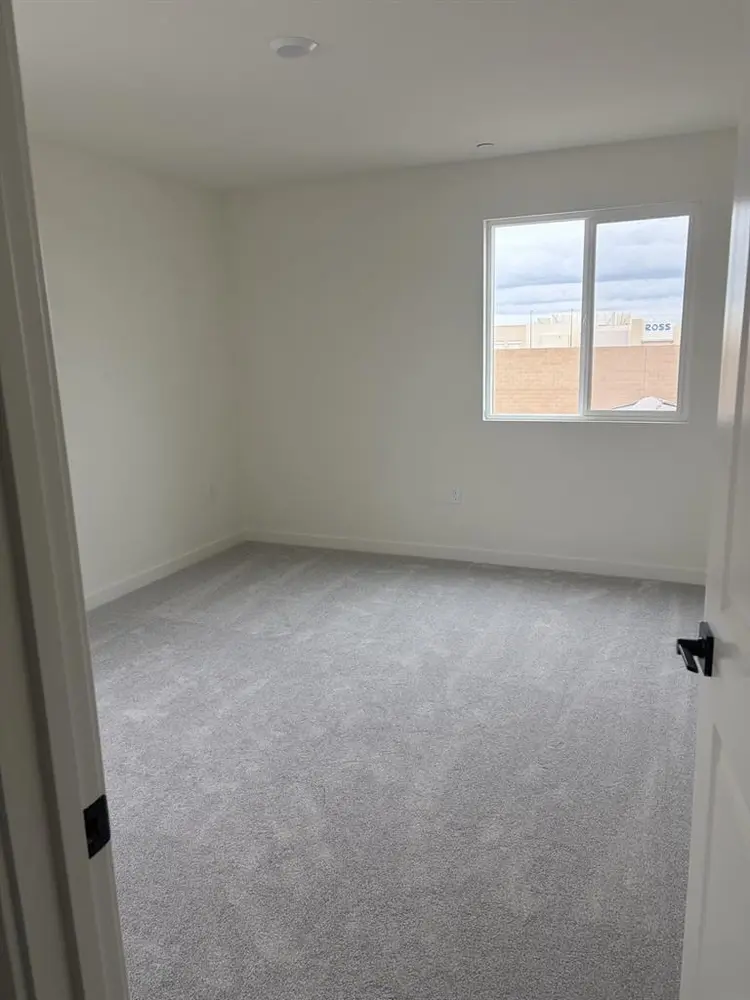 Master bedroom and Regular Room