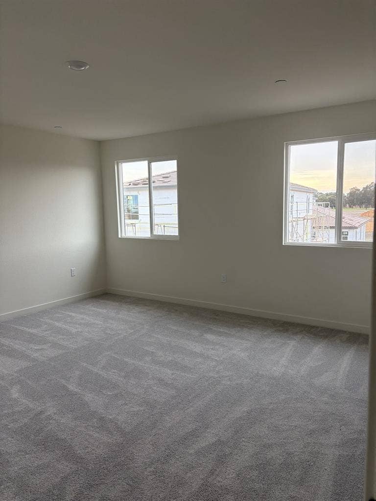 Master bedroom and Regular Room