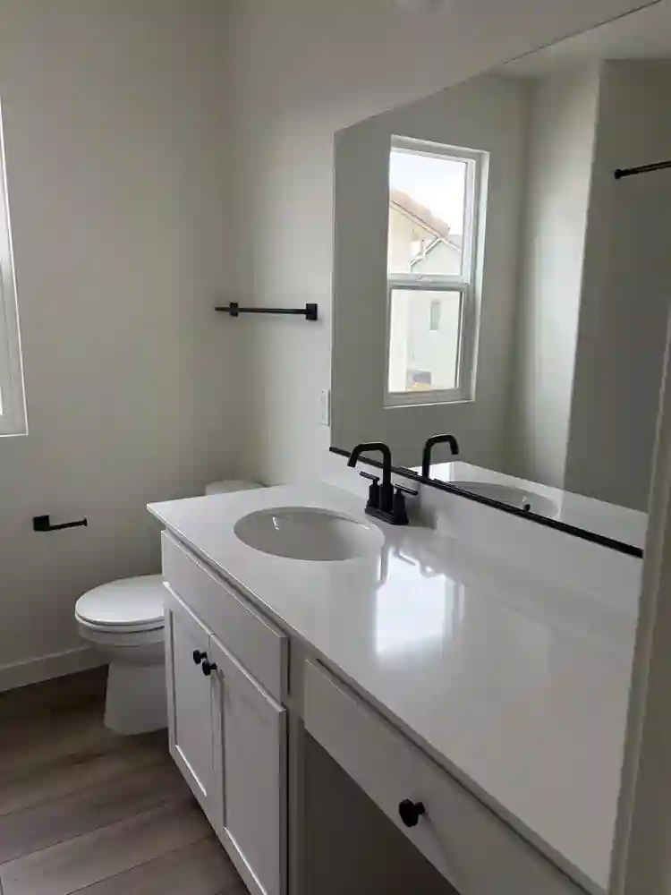 Master bedroom and Regular Room