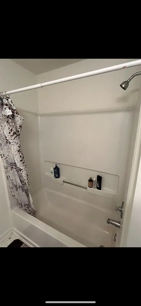Private room with bathroom for rent