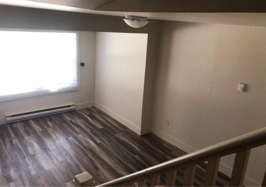 Looking for a female sublet