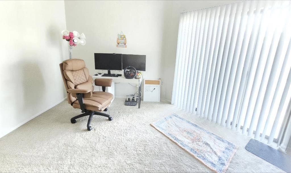 One Bedroom Apartment near Domain