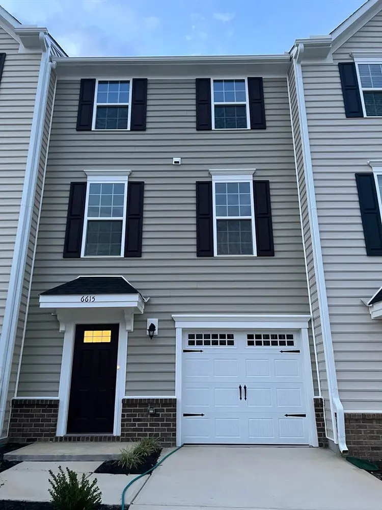 Spacious master bedroom