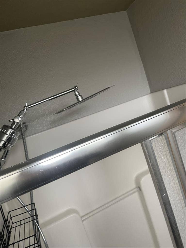 Room for Rent by Calvin &