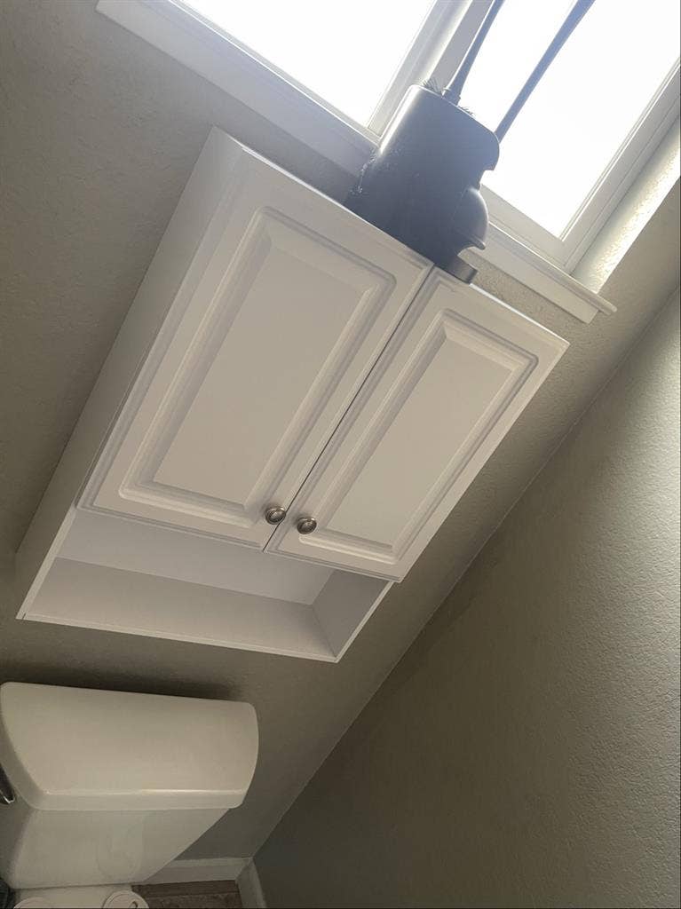 Room for Rent by Calvin &