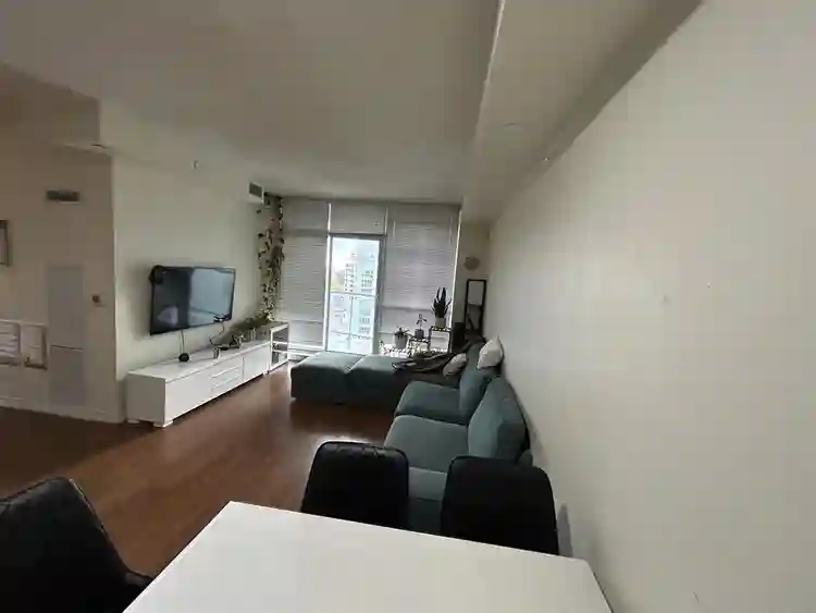 Bath Condo in Scarborough