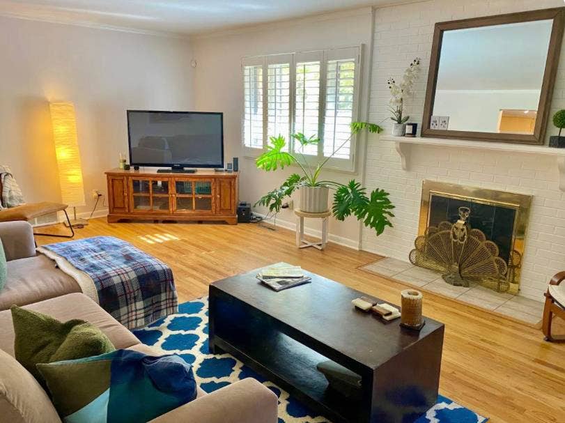 Nice Room in Spacious Home!