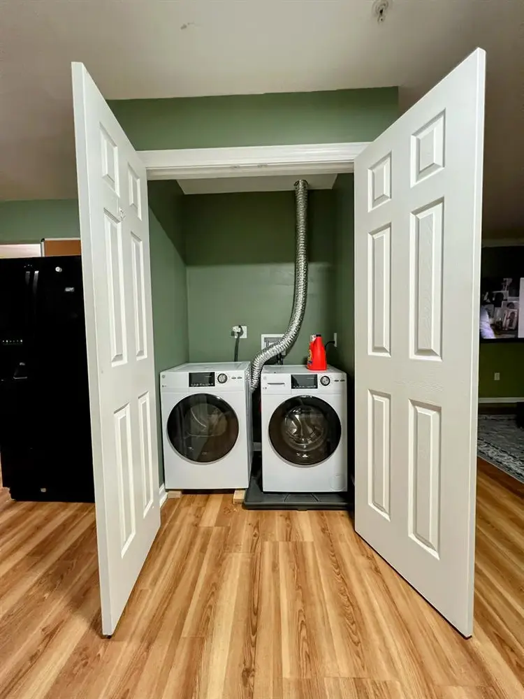 Bedroom with Private Bathroom