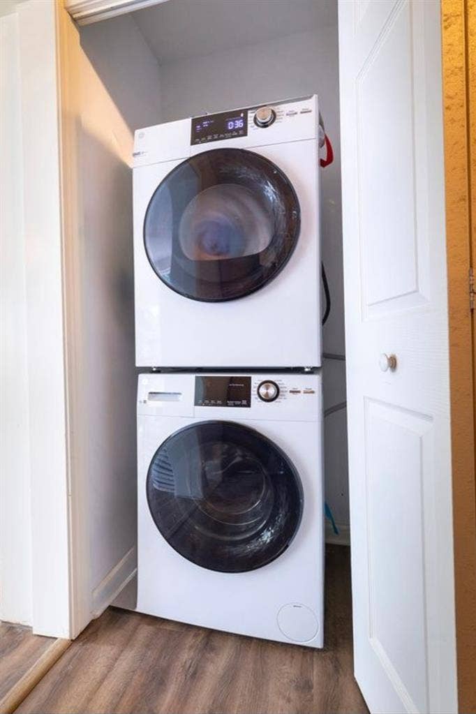 Convenient location!!