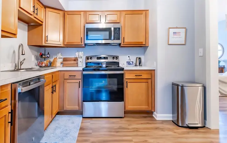 Convenient location!!