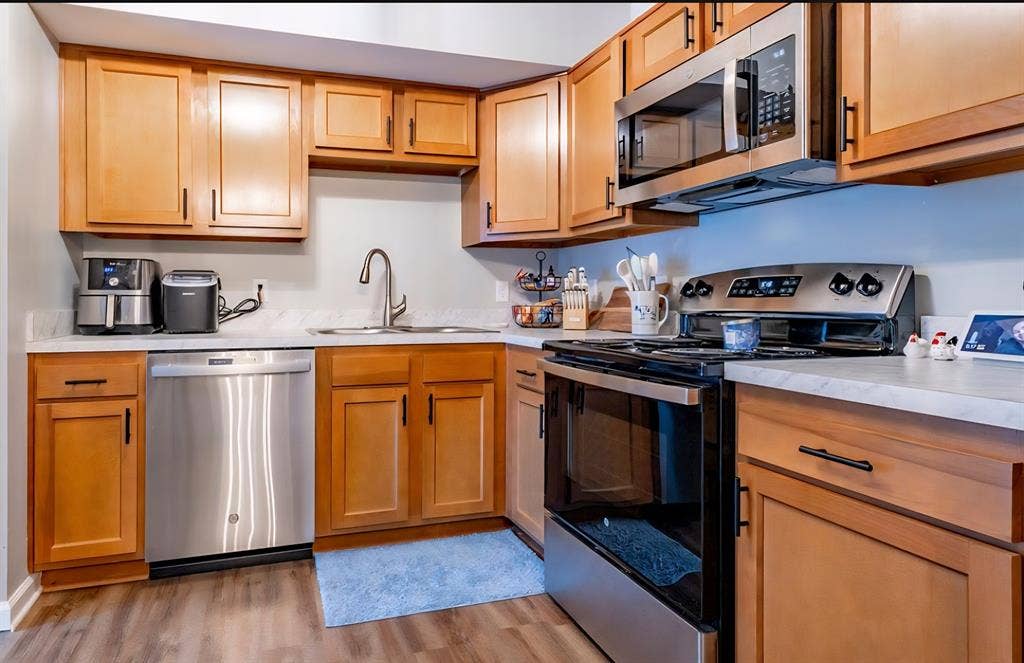 Convenient location!!