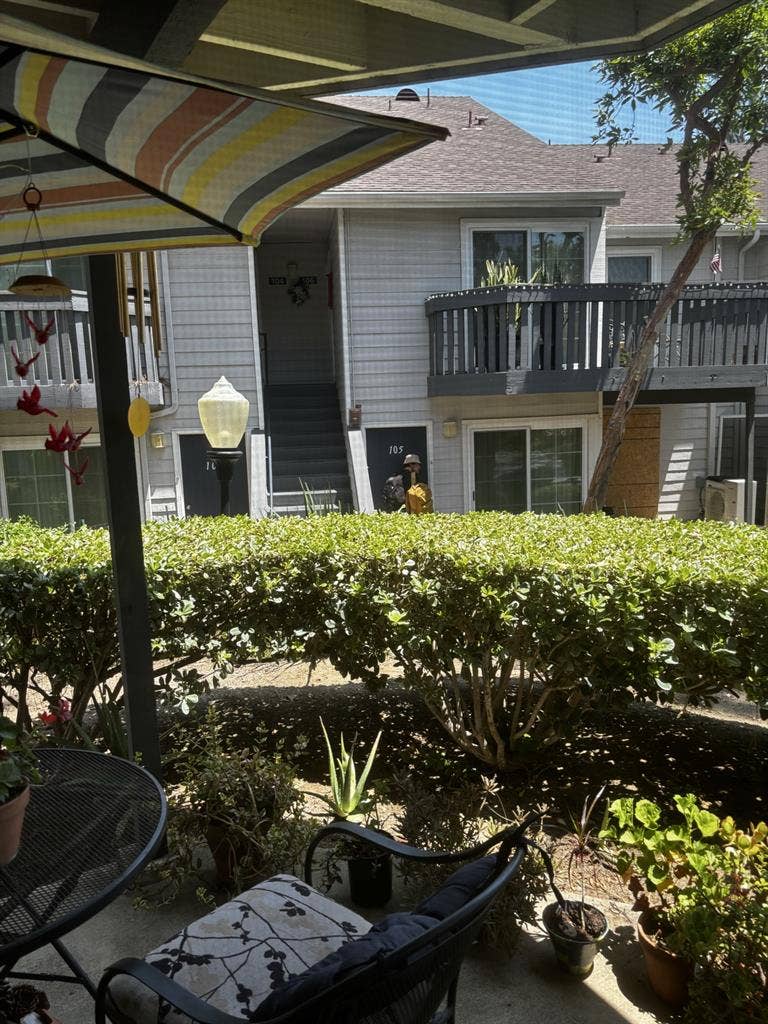 AVAIL. JAN. /
Rent Due By 5th