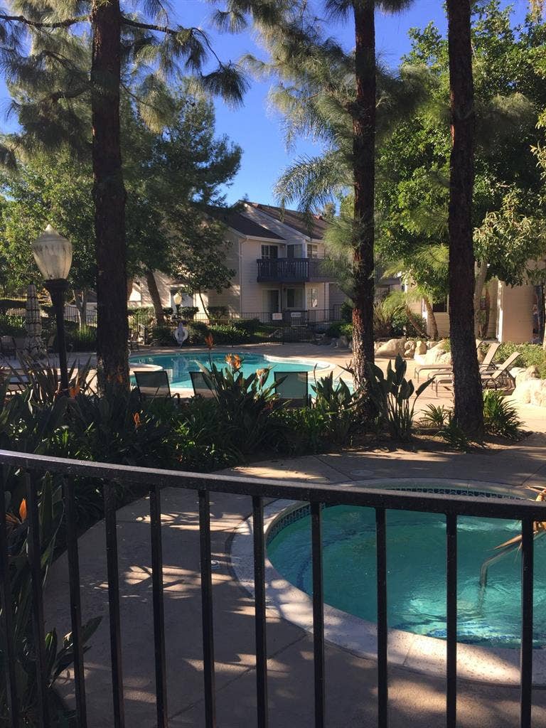 AVAIL. JAN. /
Rent Due By 5th