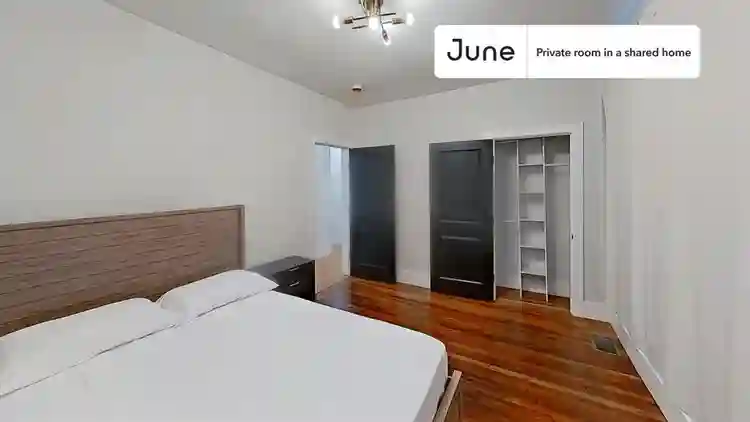 5 BR in Boston