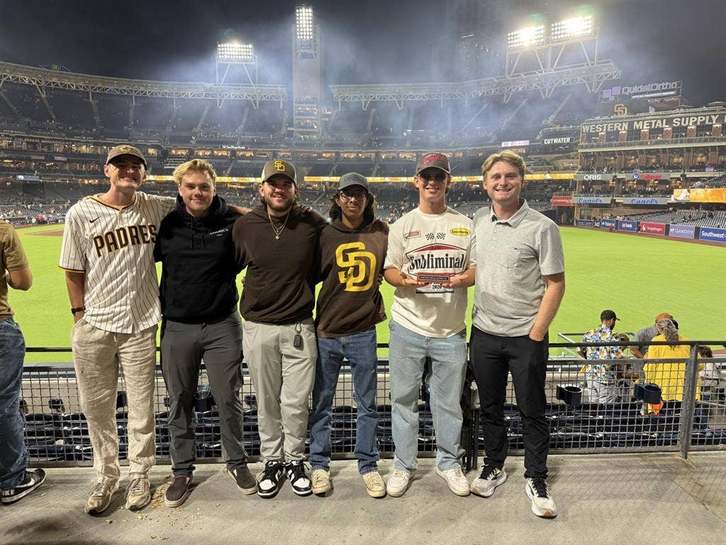 Roommates needed in carmel mountain