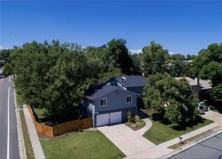 Spacious & Sunny Private Room -$