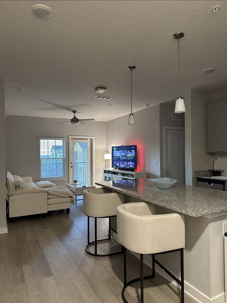 🏡 Room for Rent Alafaya