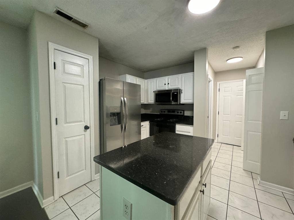 5 BR in Durham