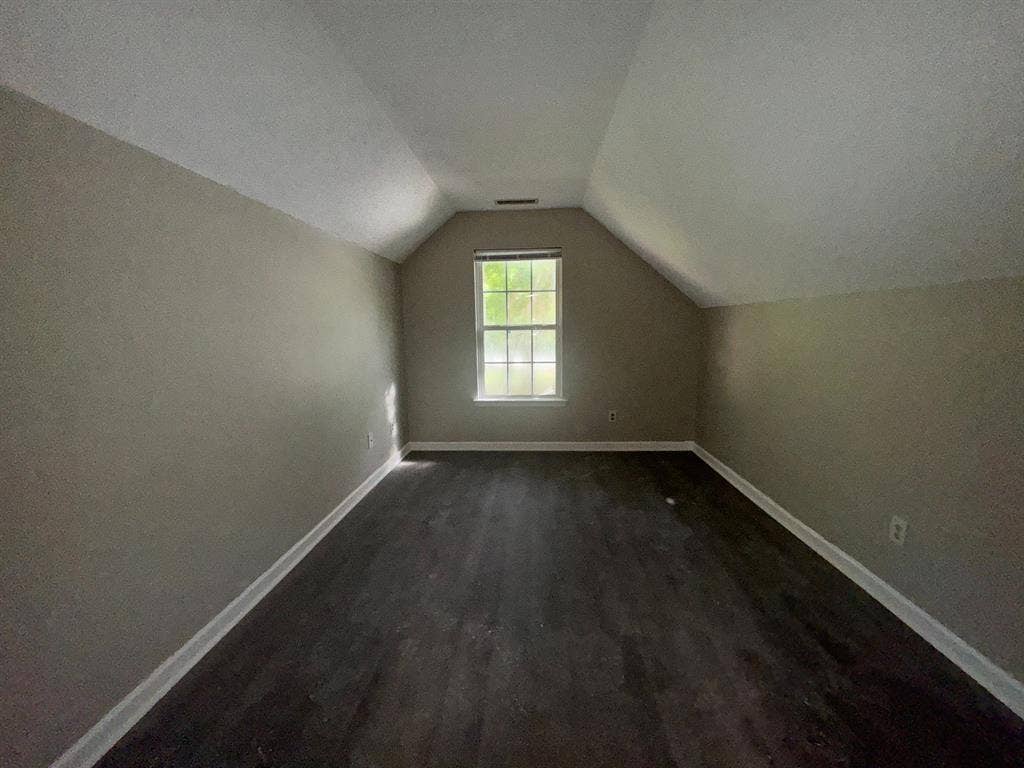 5 BR in Durham