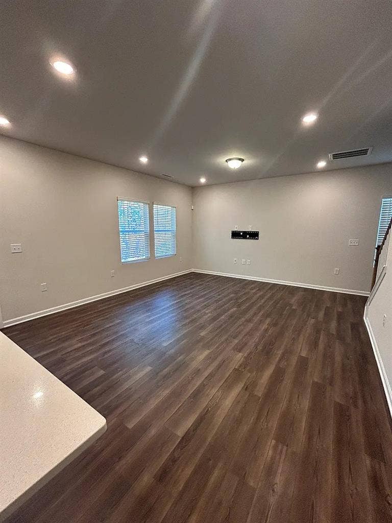 4 BR in Raleigh