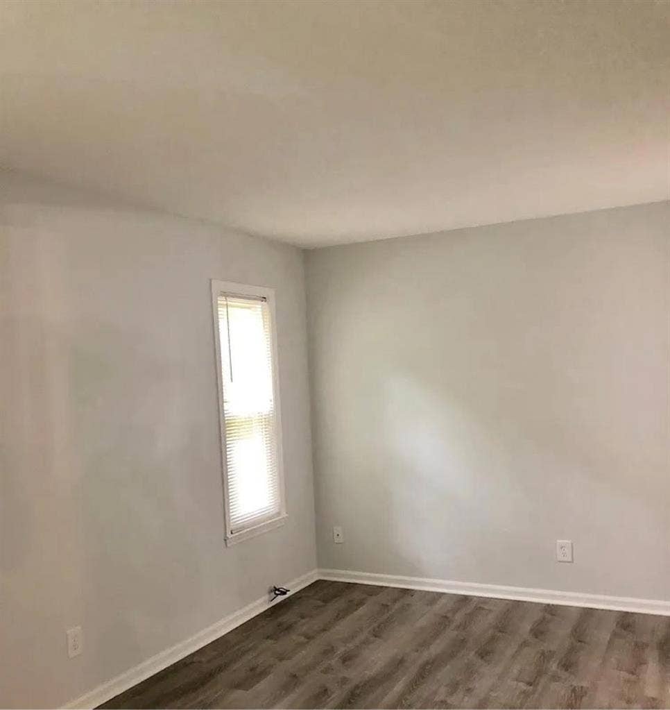 Room for rent starting February