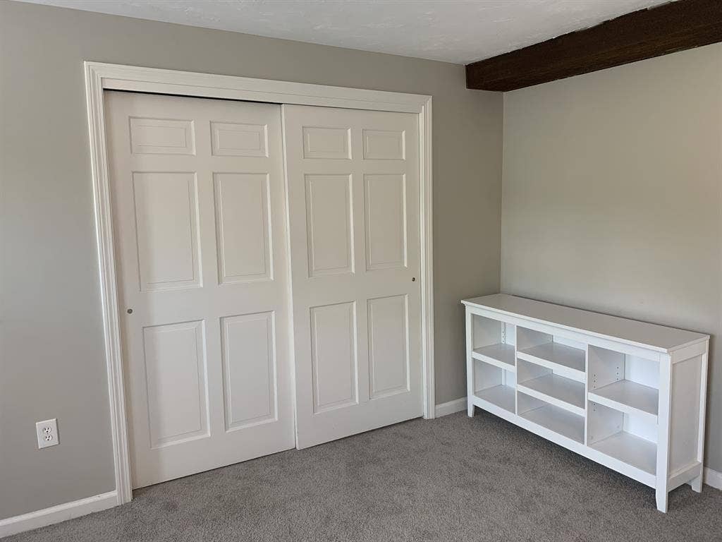 Furnished  Ba  6-Mo Rental