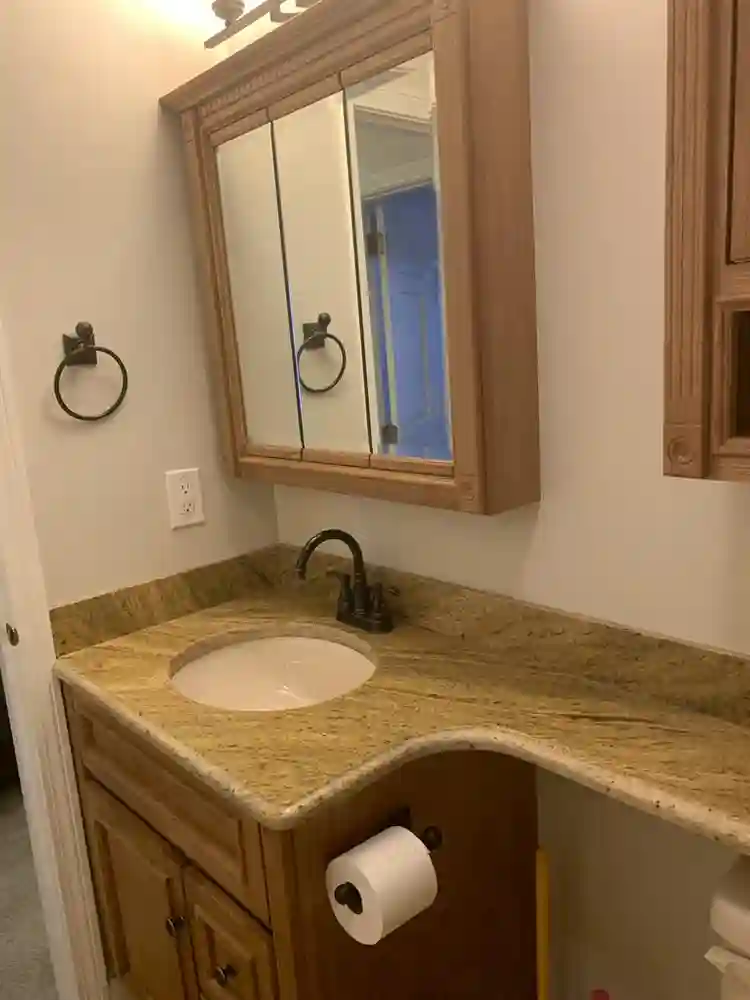 Furnished Ba 6-Mo Rental