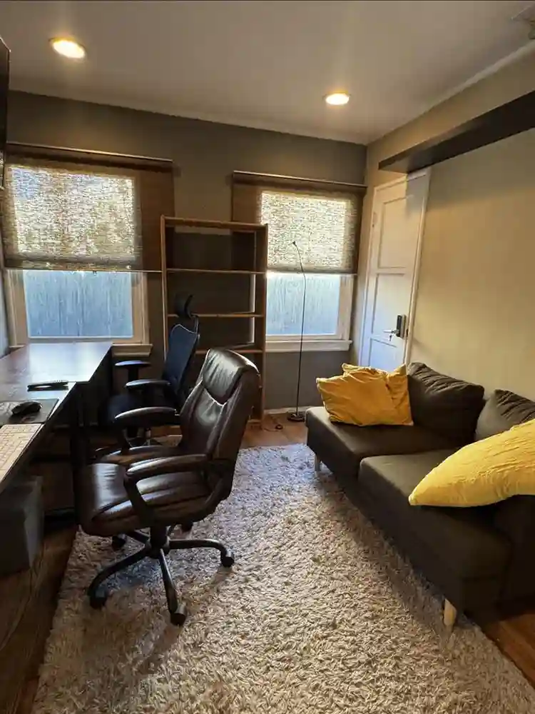 LRG MASTER BDRM, FULL BATH + OFFICE