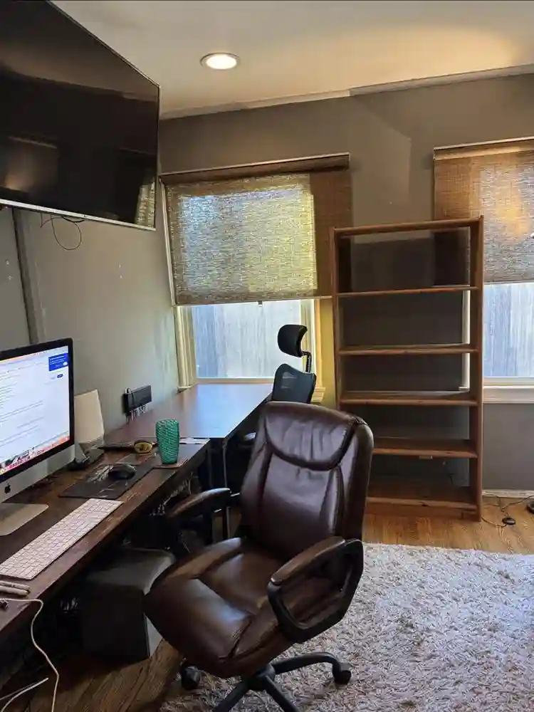 LRG MASTER BDRM, FULL BATH + OFFICE