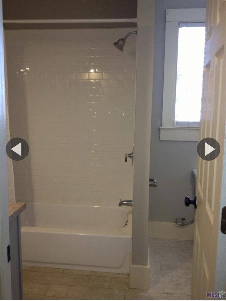 3br/&
2bd w/ office & sunroom