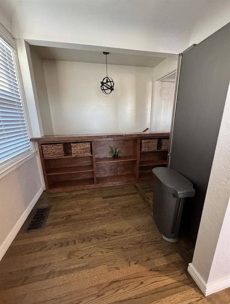 LOOKING TO RENT ASAP**