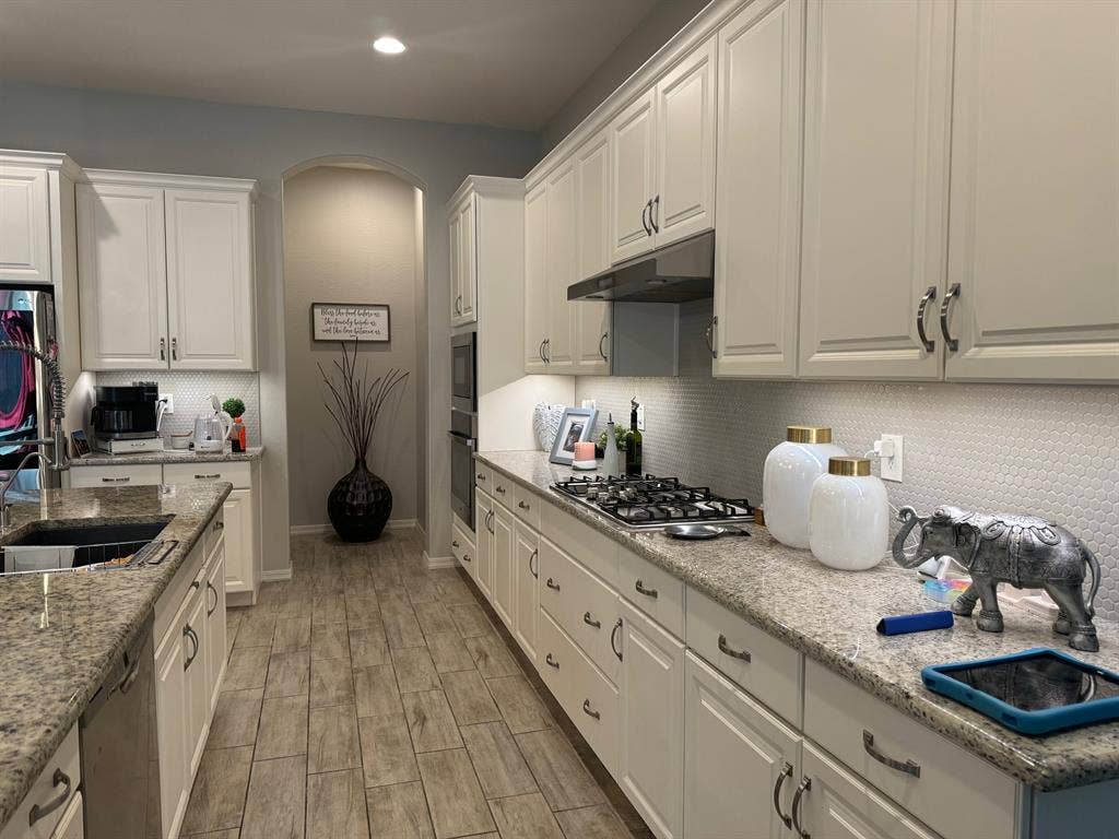 Furnished Room - Utilities Included