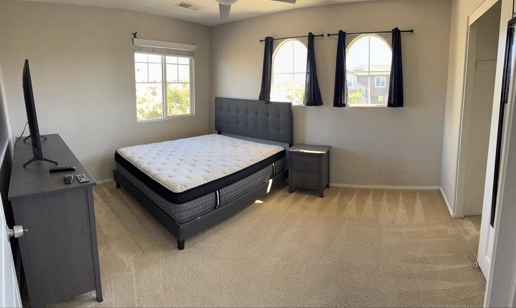 Room for rent in Otay Ranch!