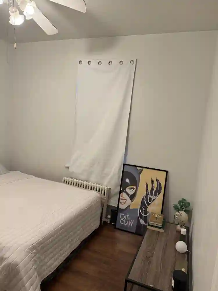 Quiet Clean Room w/ Private Bath