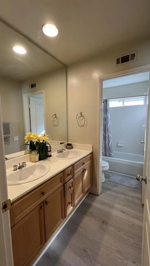 Room 4 Rent in Anaheim hills