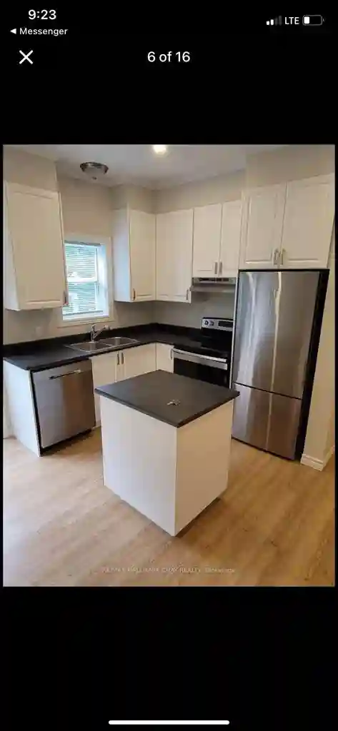 Room in a beautiful home in Barrie