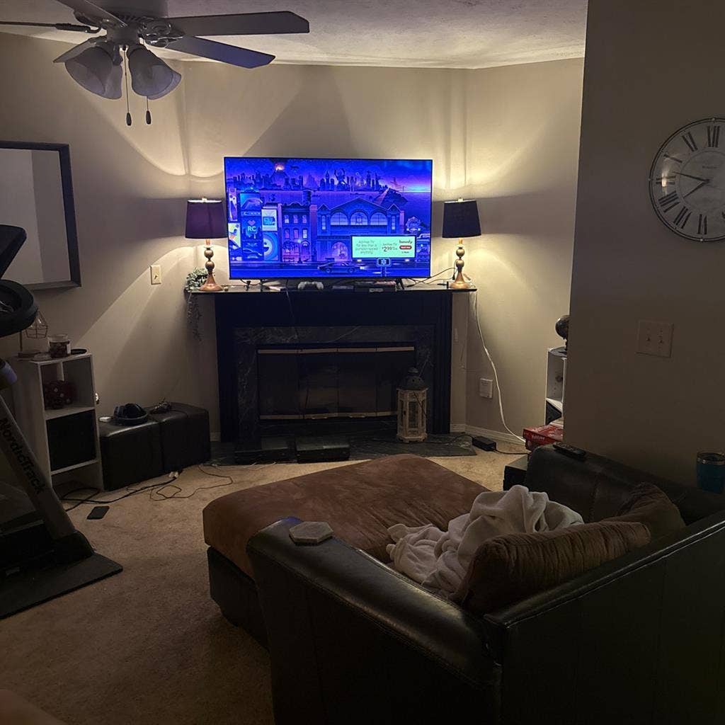 This is the common area and kitchen