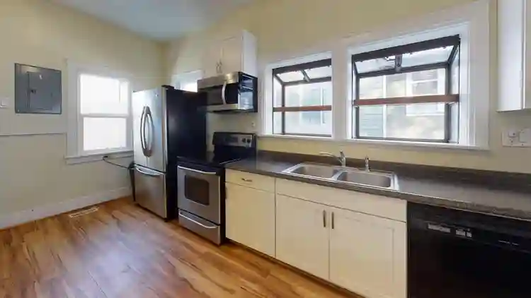 1 BR in Seattle