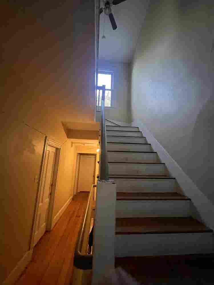 Room available in 4 bedroom home