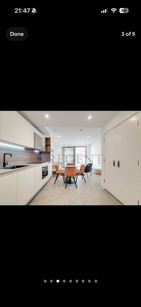 Morden 1-Bed Flat with Balcony