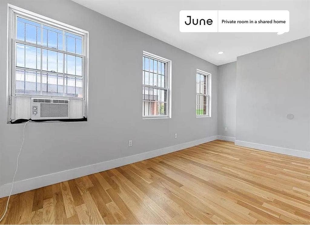 3 BR in New York City
