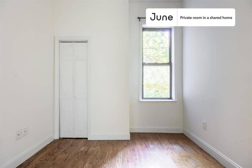 4 BR in New York City